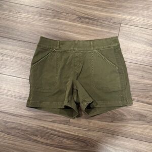 Spanx Women's Olive Green Casual Utility Shorts